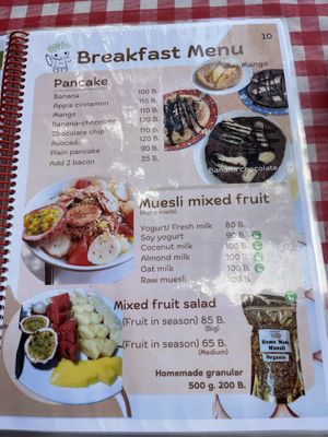 Muesli bowl menu  at Da's Home Bakery in Chiang Mai
