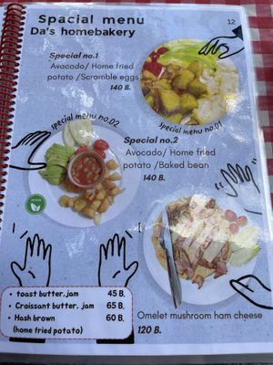 Vegan meal optionns  at Da's Home Bakery in Chiang Mai