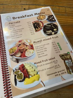 Menu  at Da's Home Bakery in Chiang Mai