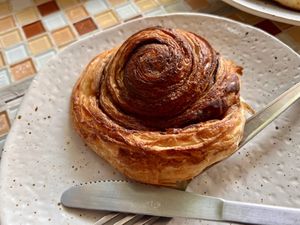 Cinnamon roll  at Da's Home Bakery in Chiang Mai