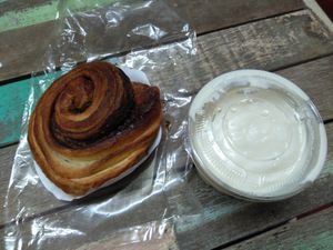 Cinnamon roll and soy yogurt at Da's Home Bakery in Chiang Mai