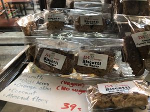 Bakery goods at Da's Home Bakery in Chiang Mai