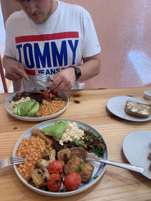 The green olive breakfast with avocado  at Green Olive in Menai Bridge