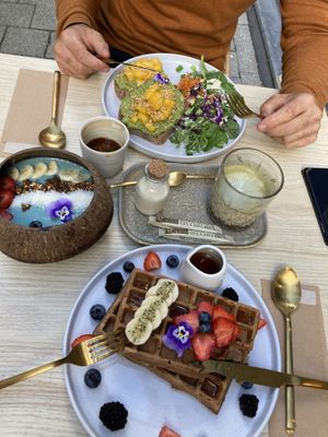 Amazing breakfast/lunch 🥰😍 at The Kind Coconut in Mechelen