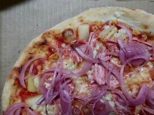 Maui Wowie
Red sauce, Vegan Bacon, Pineapple, Pickled Red Onions, Vegan Cheese at Gianni's Pizza in Oceanside