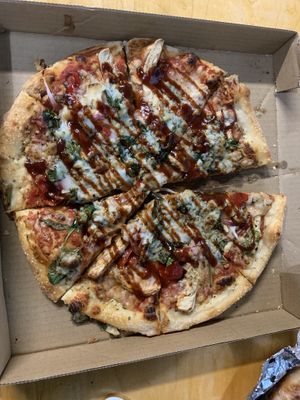 Pizza at Gianni's Pizza in Oceanside