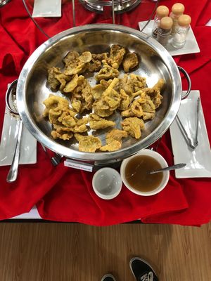 Mushroom tempura, this tastes exactly like fried chicken!!!! Loved it  at Veggie House in Puerto Princesa