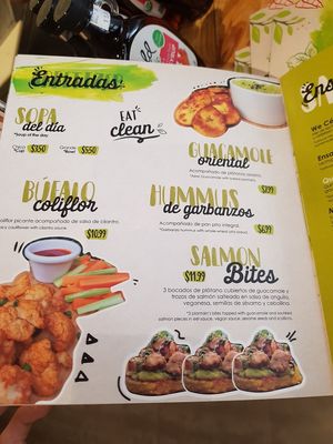 Hummus at We Fresh in Panama City