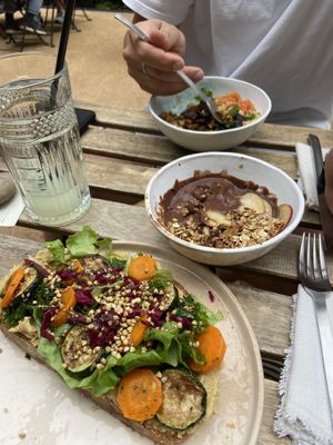 Salty Bread with hummus and a lot of different veggies!!! at Manna Porto in Porto