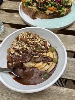 Cocoa Bowl with amazing Granola. Super tasty!!!!! at Manna Porto in Porto