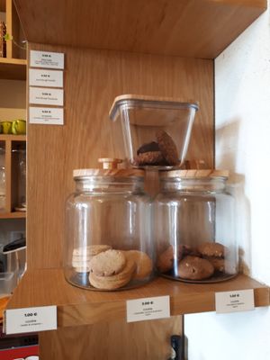 Inside at Manna Porto in Porto