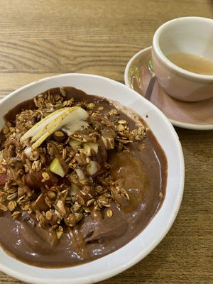 cocoa bowl   at Manna Porto in Porto