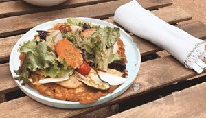 Vegan food  at Manna Porto in Porto