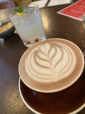 Homemade Basil Lemonade & Hot coco   at Dankbar Kaffee in Leipzig