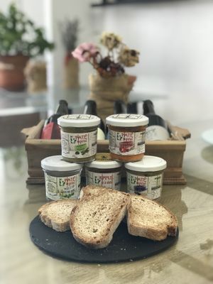 Patés artesanales de temporada con ingredientes 100 % ecológicos y aceite de oliva virgen extra at VeGaia - La Abuela Vegana in Alpedrete