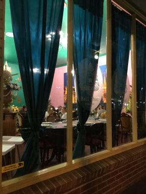 Window at Mali Thai in Bendigo