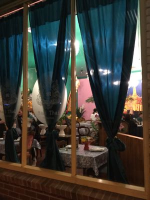 Window at Mali Thai in Bendigo