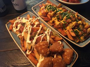 Fried avocado + french fries at Pommes Pervers in Essen