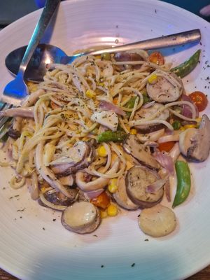  at CRAFT Bistro in Surat Thani