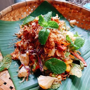 Queen of Thailand ( authentic pomelo salad) at Street Vegan House in Koh Phangan