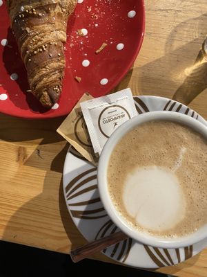 Ginseng with soy milk and veg croissant   at Avamposto in Bari