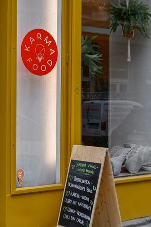Daily changing menu - healthy and yummy at Karma Food - Neustiftgasse in Vienna