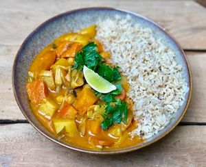 Delicious & healthy lunch dishes at Karma Food - Schottenring in Vienna