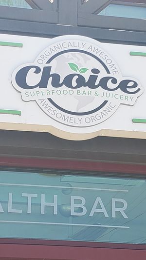 Organic Cafe and juicery at Choice Juicery in Encinitas