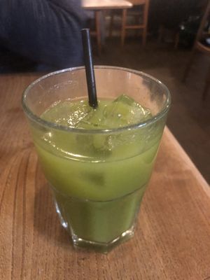 Revive juice   at Greasy Spoon - Tjärhovsgatan in Stockholm