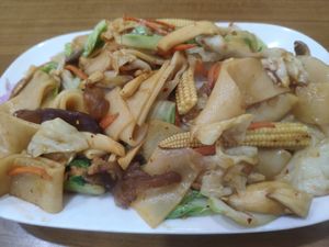 板條 at Méi Nán Zhōng Tài SùShí 湄南中泰素食 in New Taipei City