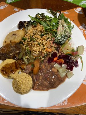 Restaurante vegano a kg em Ipanema. Valor justo. O kg custa 62,90. Valor do prato: 30,00 reais.  at Bardana Cozinha Natural in Rio De Janeiro
