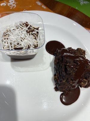 Sobremesa a kg  at Bardana Cozinha Natural in Rio De Janeiro