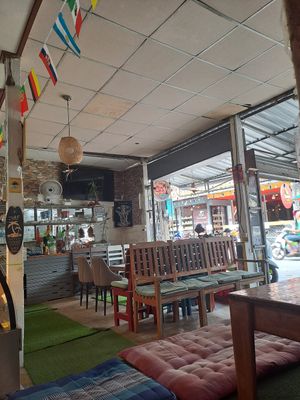 Cozy place at Cocoa Phangan Cakes in Koh Phangan