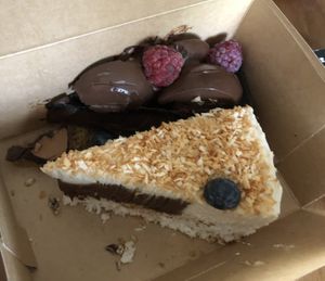 Cakes (to-go) at Bo No Bo Vegan in Olsztyn