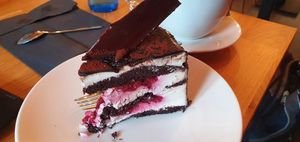 Orgasmic chocolate berry cake at Bo No Bo Vegan in Olsztyn