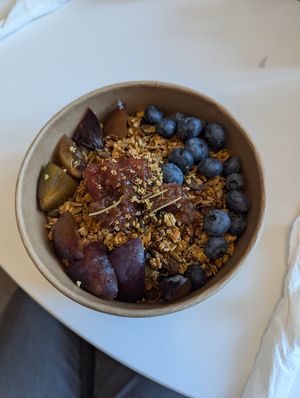 Baked oats at Ranny Ptaszek in Krakow