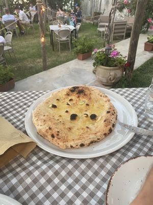Garlic bread  at Mimí Pizzeria e Cucina in Ravello