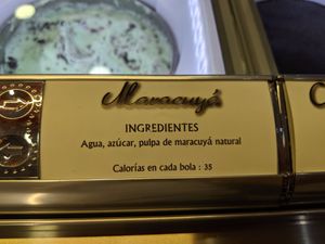 passion fruit flavour at Heladería Italiana Chambi in Murcia