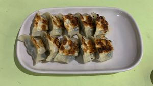 Spinach Dumplings  at Yu Long Vegetarian - 玉龙素食 in Central Singapore