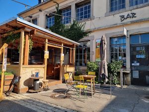 front + outdoor seating at Ratelach in Esch-sur-alzette
