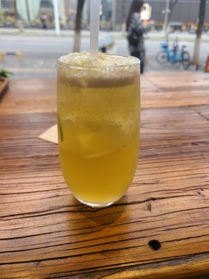  at Yán - 沿coffee素食。 in Wuhan