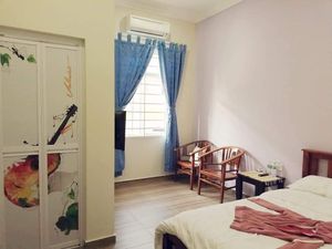 double bedroom for 2 person at Nature Vegetarian Guest House in Malacca