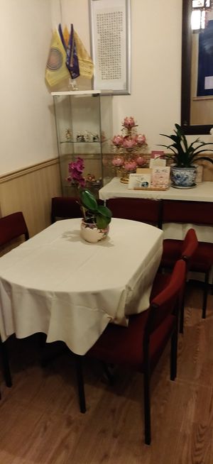 Tr la la at 2 Be Plant Based in Oswaldtwistle