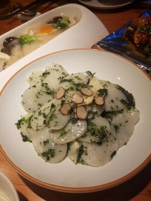 Rice cake and truffles at Zǎozǐ Shù - Vegetarian Life Style in Ningbo