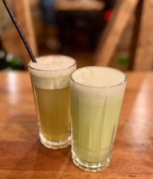 Mint lemonade, ginger drinks  #Veganuary at Casa Dumplings in Valparaiso