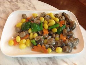 Mixed vegetable and mushroom at GōngDé Lín - Godly - Huanghe Rd in Shanghai