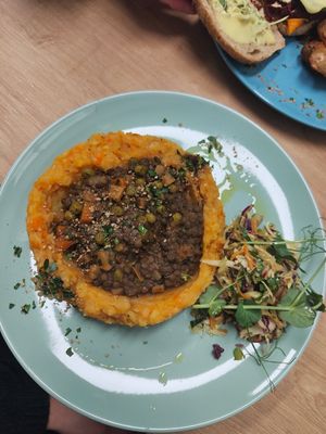 Lentil cottage pie 🥧 at Simple Goodness in Penrith