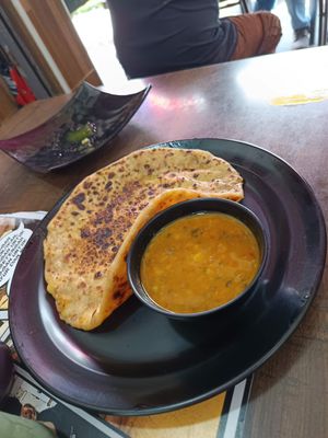 Aaloo prata with lentil at JH Lovely Sweets in Johor Bahru