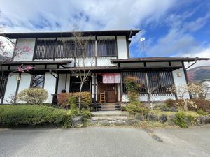   at Momijitei-Hoto in Fujikawaguchiko