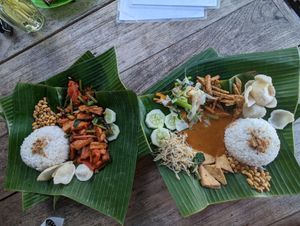 Left: Tofu manis Right: Gado gado at Tirta Unda in Sidemen